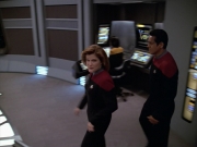 extant_StarTrek_VOY_5x08-NothingHuman_01654.jpg
