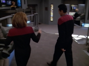 extant_StarTrek_VOY_5x08-NothingHuman_01658.jpg