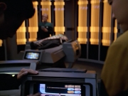 extant_StarTrek_VOY_5x08-NothingHuman_01896.jpg