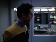 extant_StarTrek_VOY_5x08-NothingHuman_02018.jpg