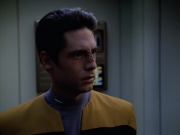 extant_StarTrek_VOY_5x08-NothingHuman_02024.jpg