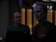 extant_StarTrek_VOY_5x08-NothingHuman_02037.jpg