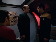 extant_StarTrek_VOY_5x08-NothingHuman_02115.jpg