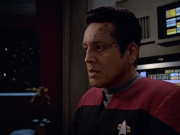 extant_StarTrek_VOY_5x08-NothingHuman_02172.jpg