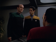 extant_StarTrek_VOY_5x08-NothingHuman_02212.jpg