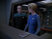 Filename=extant_StarTrek_VOY_5x08-NothingHuman_02454.jpg
Filesize=170KiB
Dimensions=1200x900
Date added=Nov 12, 2019 extant_StarTrek_VOY_5x08-NothingHuman_02454.jpg