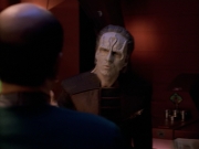 extant_StarTrek_VOY_5x08-NothingHuman_02586.jpg