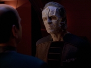 extant_StarTrek_VOY_5x08-NothingHuman_02589.jpg
