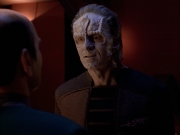 extant_StarTrek_VOY_5x08-NothingHuman_02591.jpg