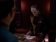 extant_StarTrek_VOY_5x08-NothingHuman_02706.jpg