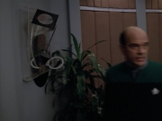 extant_StarTrek_VOY_5x08-NothingHuman_02798.jpg