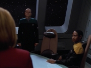extant_StarTrek_VOY_5x08-NothingHuman_02907.jpg