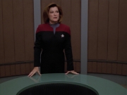 extant_StarTrek_VOY_5x08-NothingHuman_02916.jpg