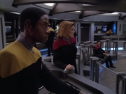 extant_StarTrek_VOY_5x08-NothingHuman_03047.jpg