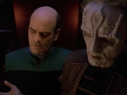 extant_StarTrek_VOY_5x08-NothingHuman_03091.jpg