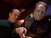extant_StarTrek_VOY_5x08-NothingHuman_03100.jpg