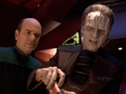 extant_StarTrek_VOY_5x08-NothingHuman_03108.jpg