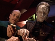 extant_StarTrek_VOY_5x08-NothingHuman_03122.jpg