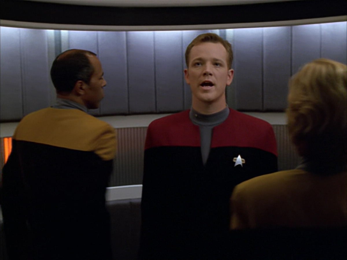 extant_StarTrek_VOY_5x09-ThirtyDays_00066.jpg