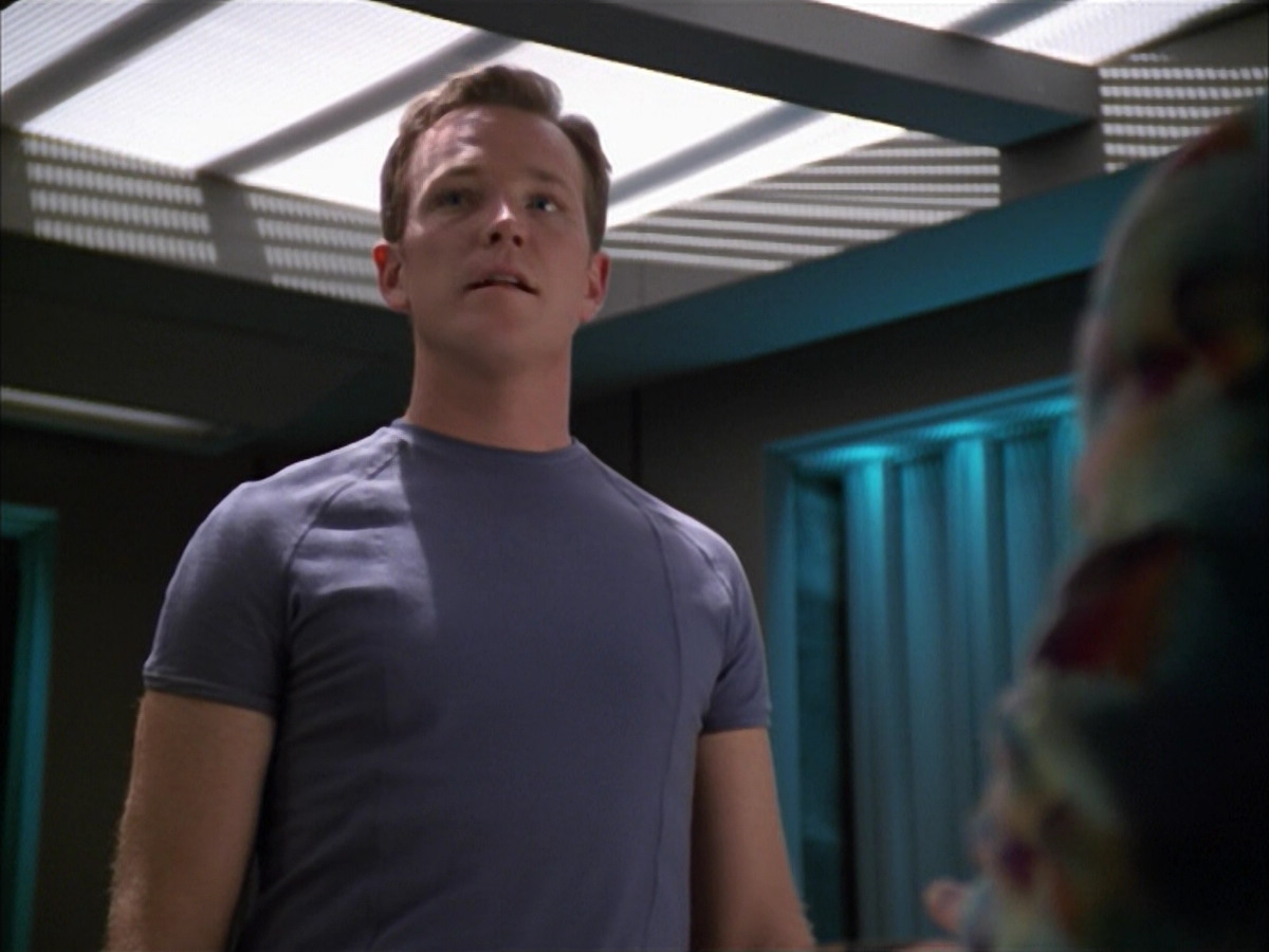 extant_StarTrek_VOY_5x09-ThirtyDays_00347.jpg
