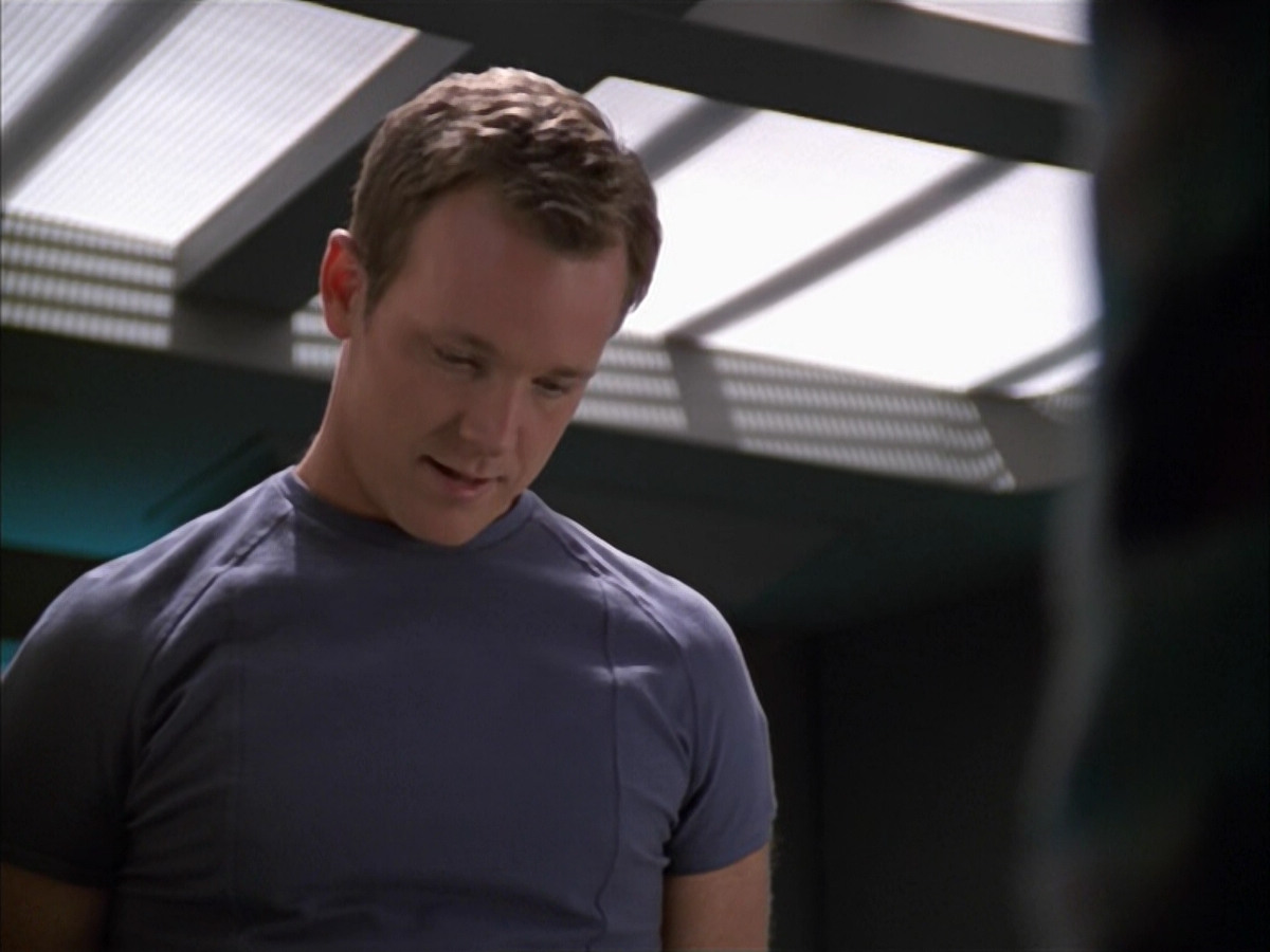 extant_StarTrek_VOY_5x09-ThirtyDays_00392.jpg