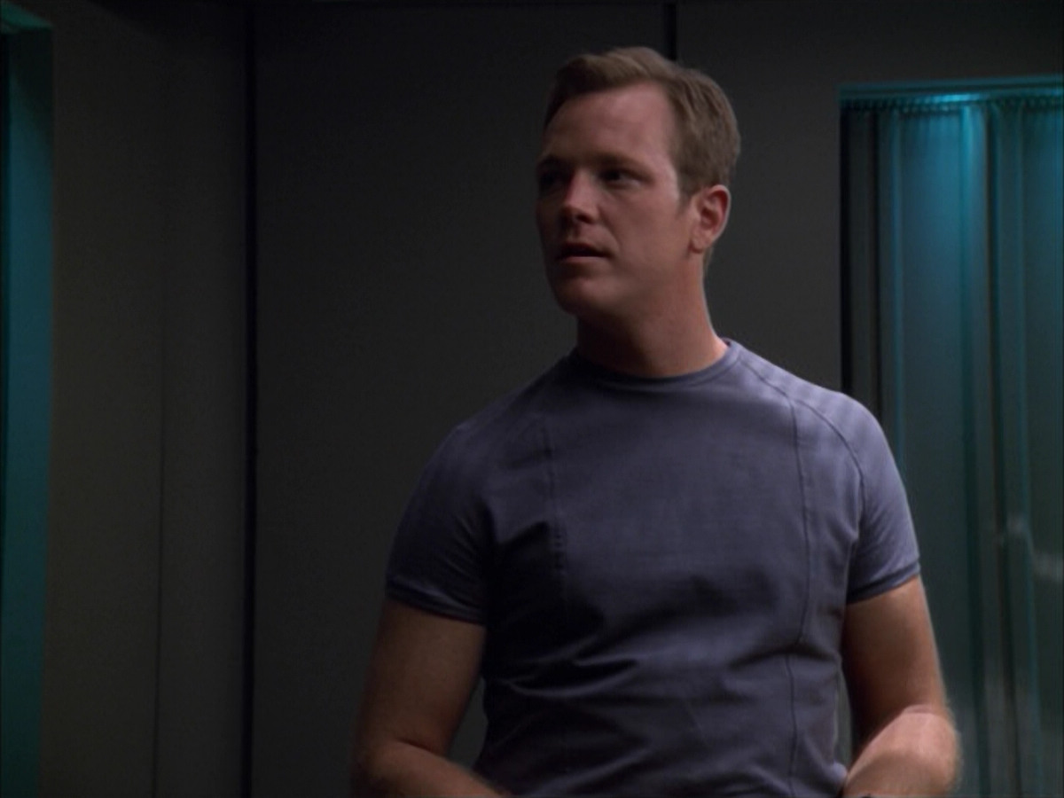 extant_StarTrek_VOY_5x09-ThirtyDays_00436.jpg