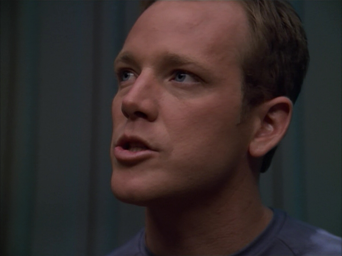 extant_StarTrek_VOY_5x09-ThirtyDays_00538.jpg