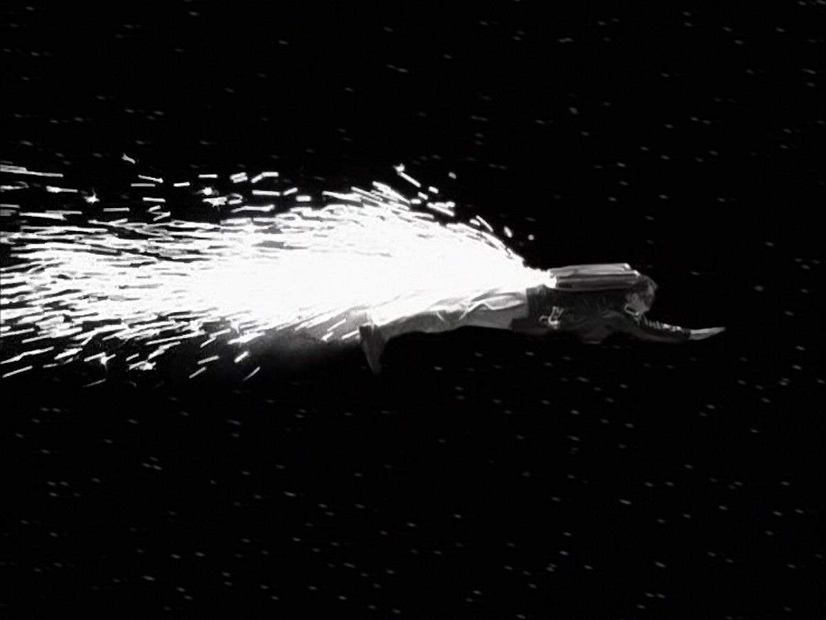 extant_StarTrek_VOY_5x09-ThirtyDays_00547.jpg