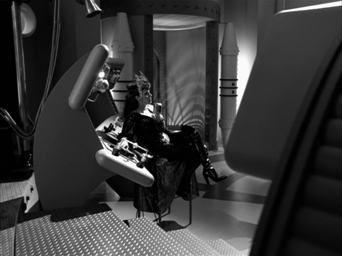 extant_StarTrek_VOY_5x09-ThirtyDays_00575.jpg