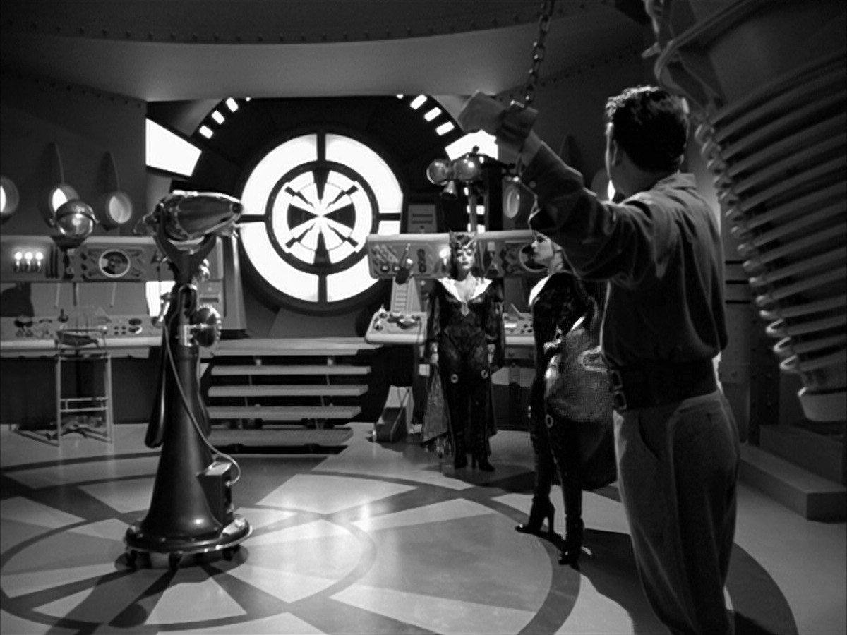 extant_StarTrek_VOY_5x09-ThirtyDays_00605.jpg