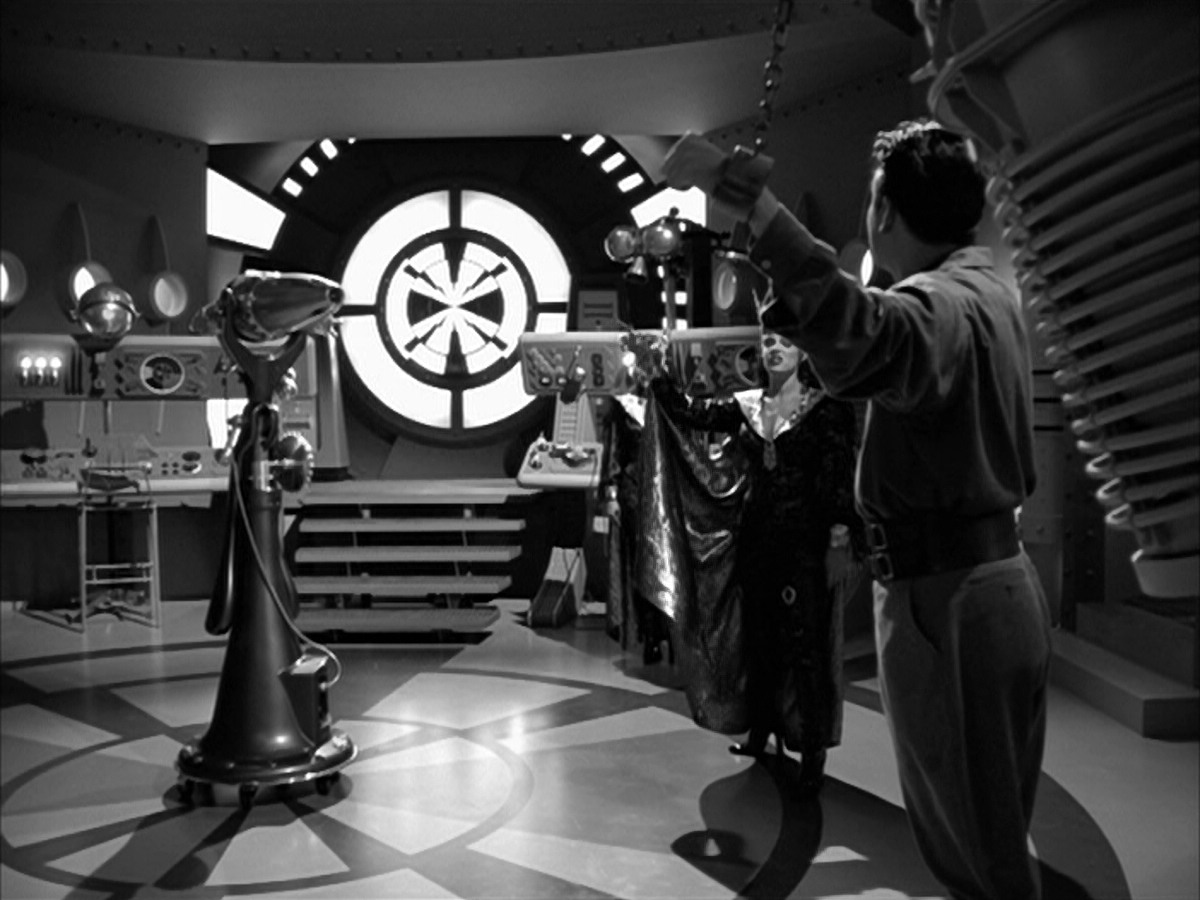 extant_StarTrek_VOY_5x09-ThirtyDays_00609.jpg