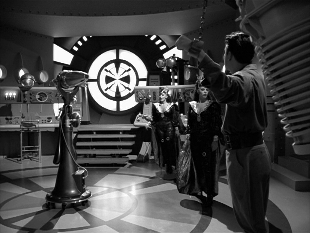 extant_StarTrek_VOY_5x09-ThirtyDays_00610.jpg