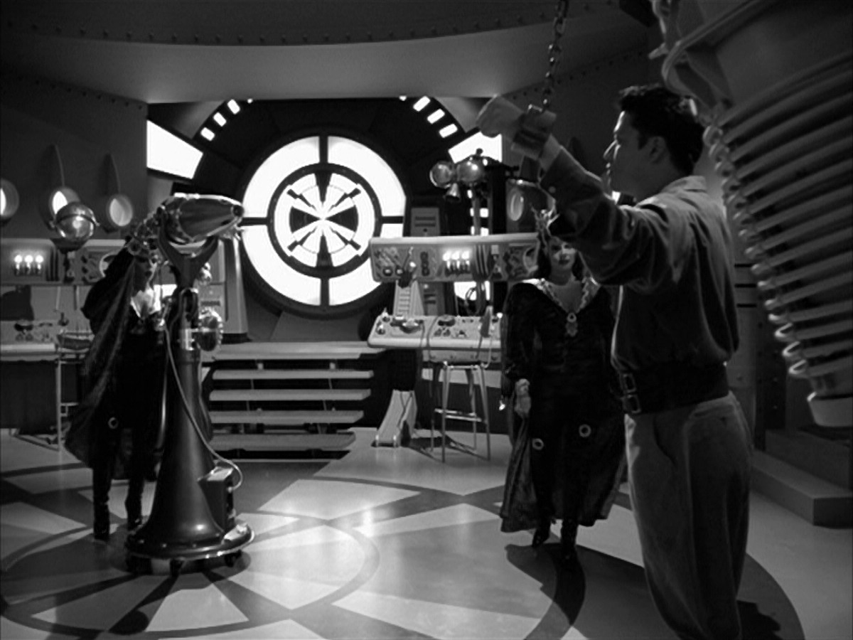 extant_StarTrek_VOY_5x09-ThirtyDays_00613.jpg