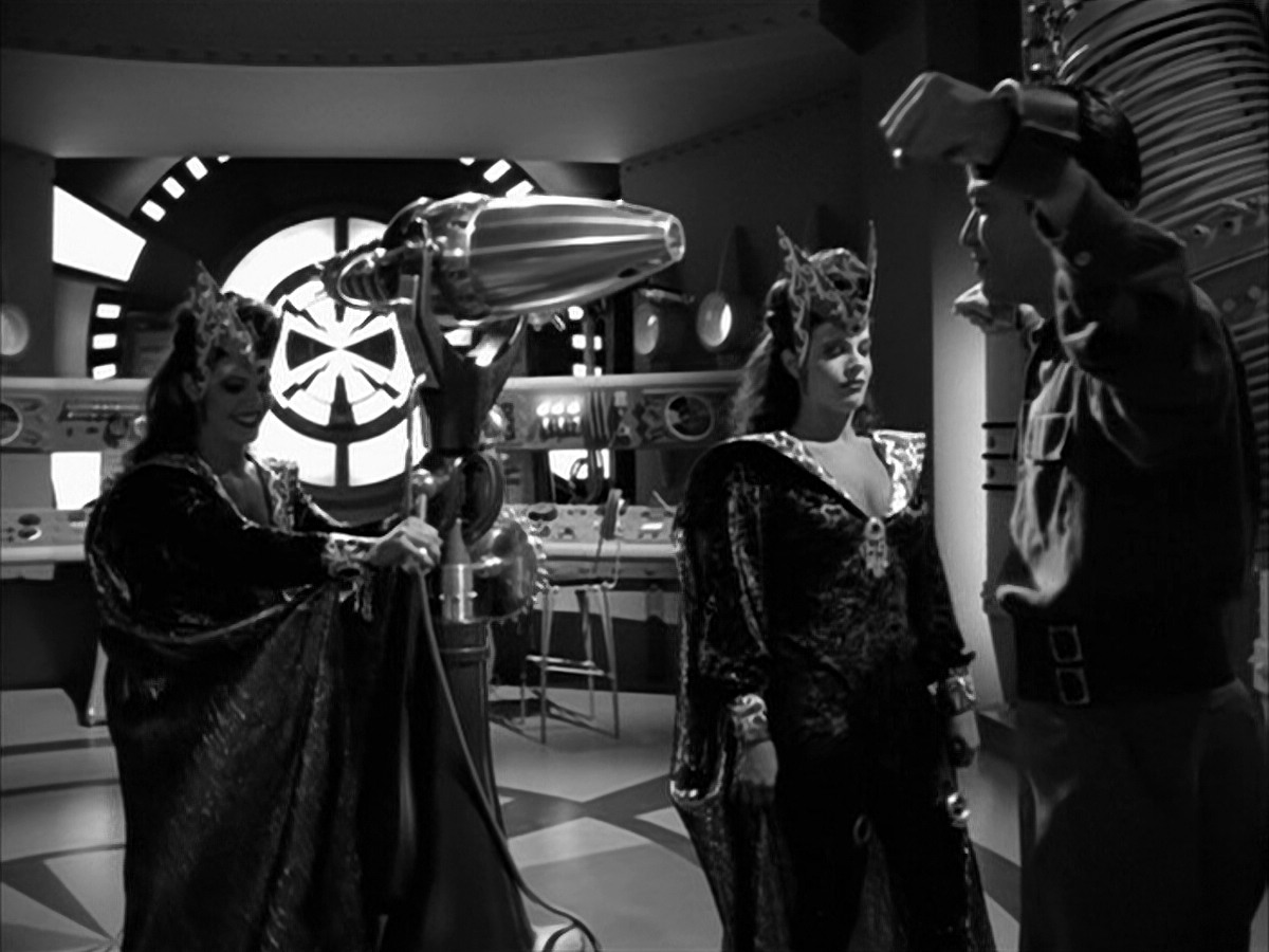 extant_StarTrek_VOY_5x09-ThirtyDays_00618.jpg