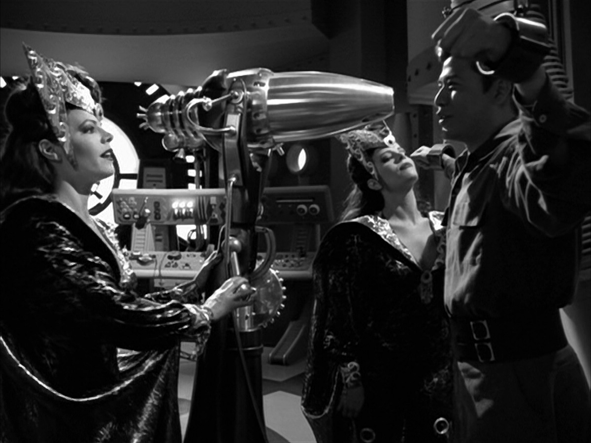 extant_StarTrek_VOY_5x09-ThirtyDays_00621.jpg