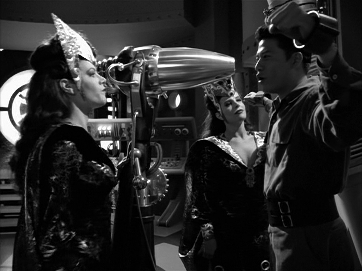 extant_StarTrek_VOY_5x09-ThirtyDays_00622.jpg