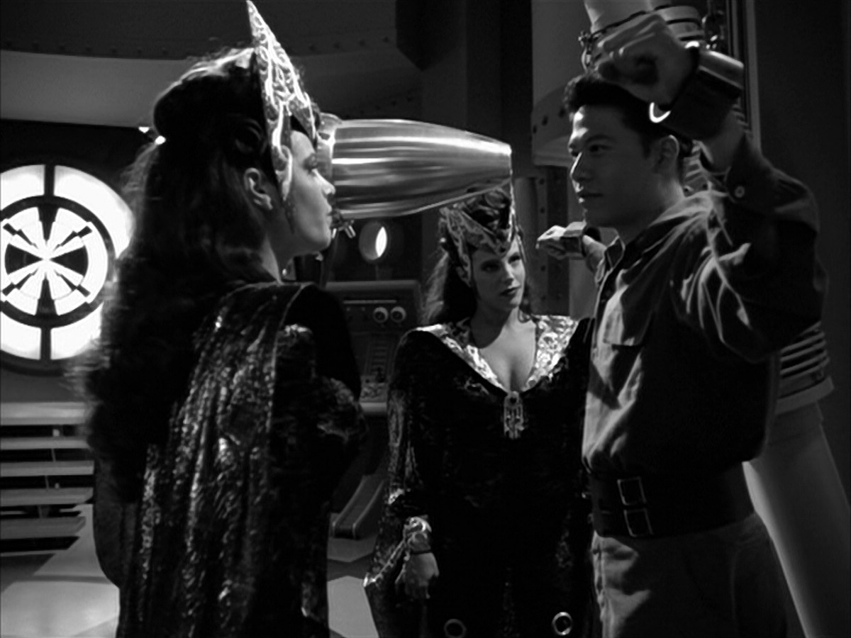 extant_StarTrek_VOY_5x09-ThirtyDays_00624.jpg