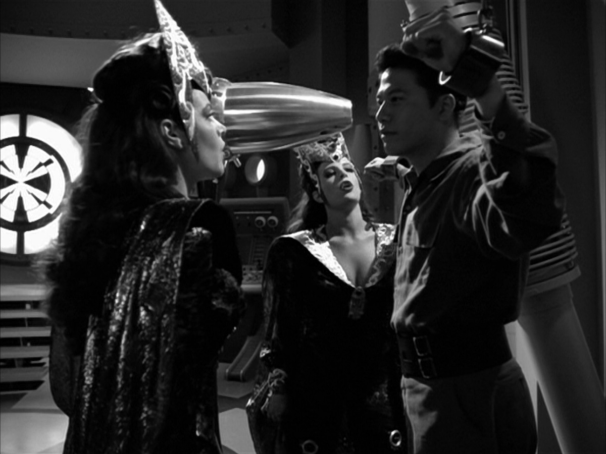 extant_StarTrek_VOY_5x09-ThirtyDays_00627.jpg