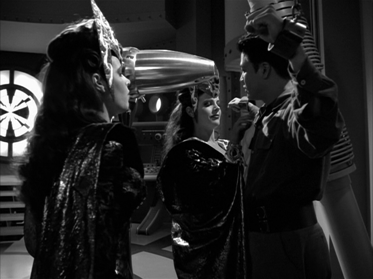 extant_StarTrek_VOY_5x09-ThirtyDays_00631.jpg