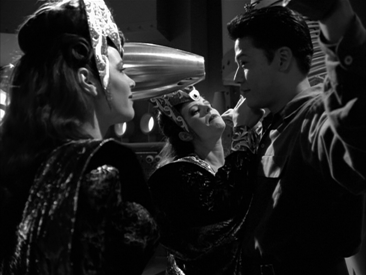 extant_StarTrek_VOY_5x09-ThirtyDays_00638.jpg