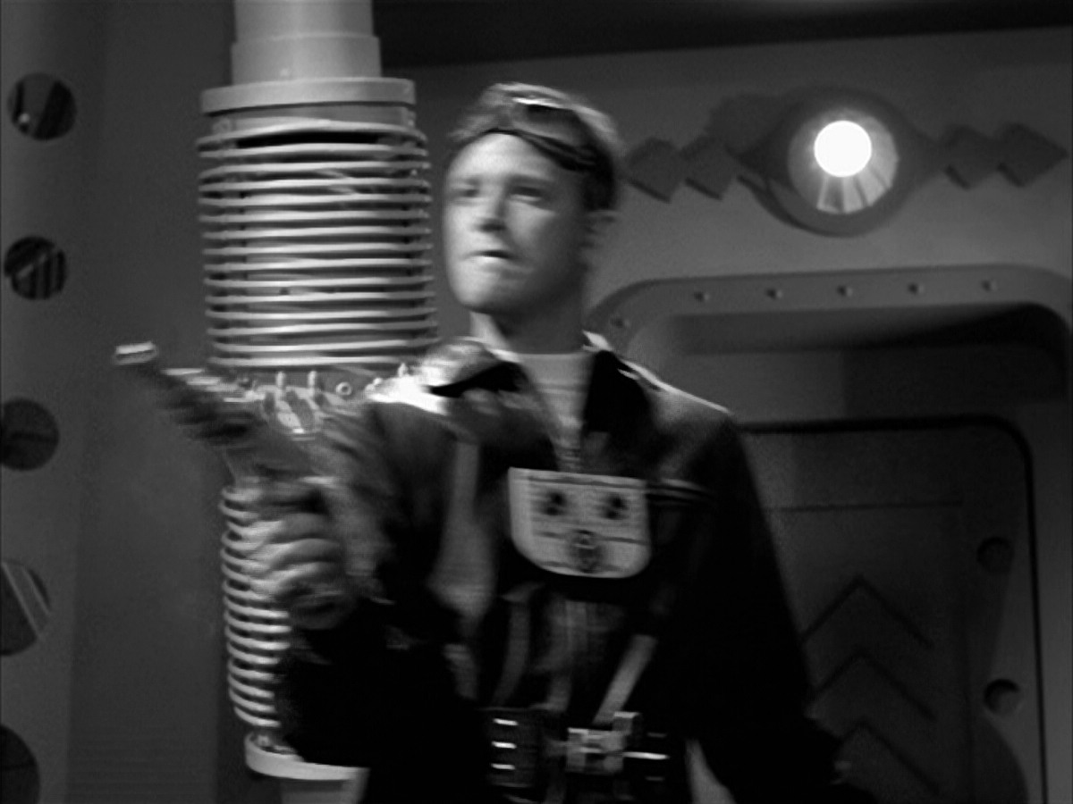 extant_StarTrek_VOY_5x09-ThirtyDays_00669.jpg