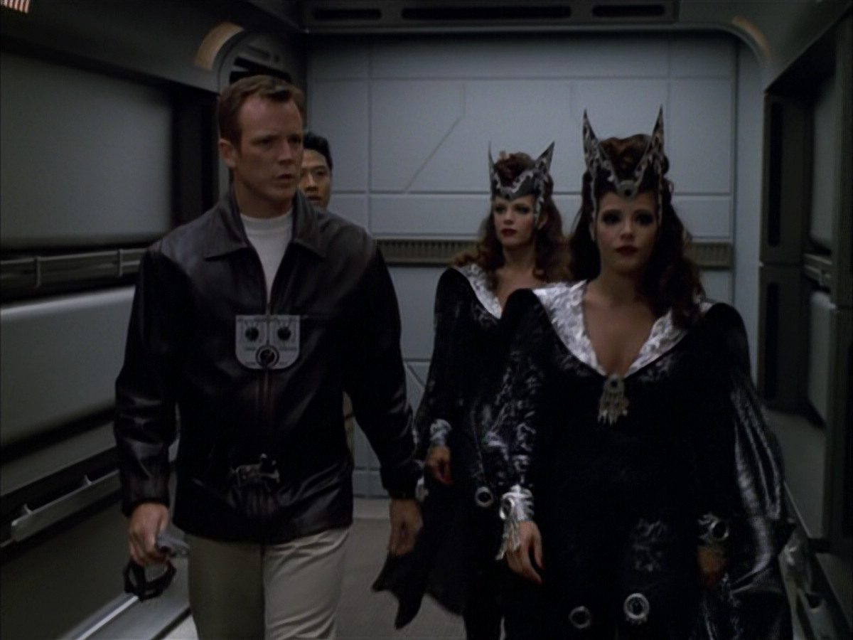 extant_StarTrek_VOY_5x09-ThirtyDays_00702.jpg