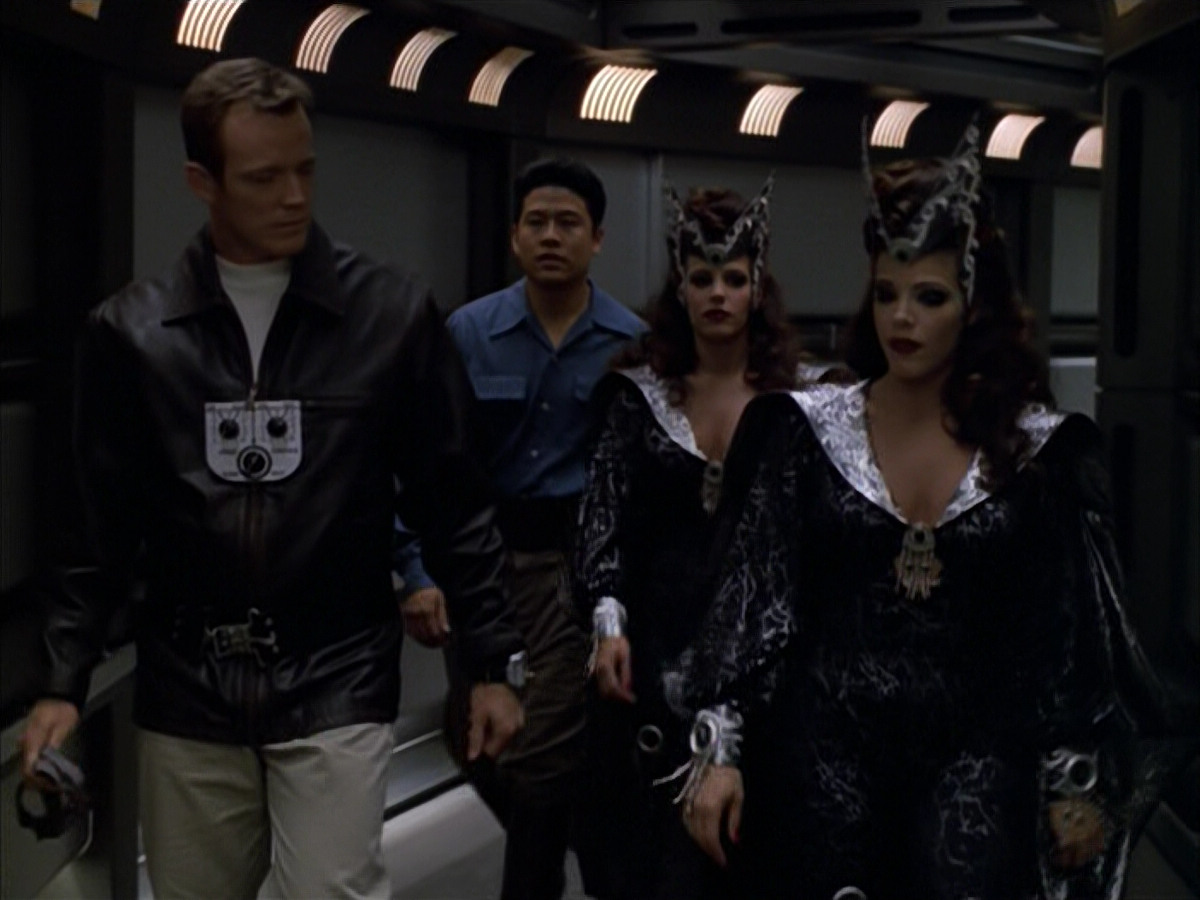 extant_StarTrek_VOY_5x09-ThirtyDays_00709.jpg