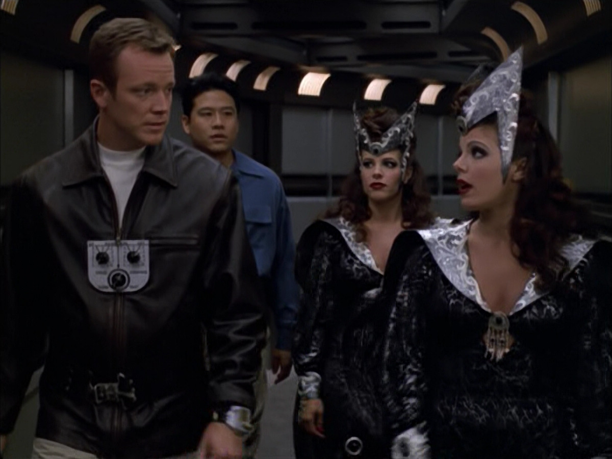extant_StarTrek_VOY_5x09-ThirtyDays_00712.jpg