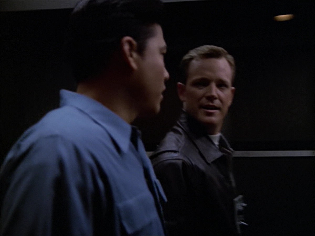 extant_StarTrek_VOY_5x09-ThirtyDays_00748.jpg
