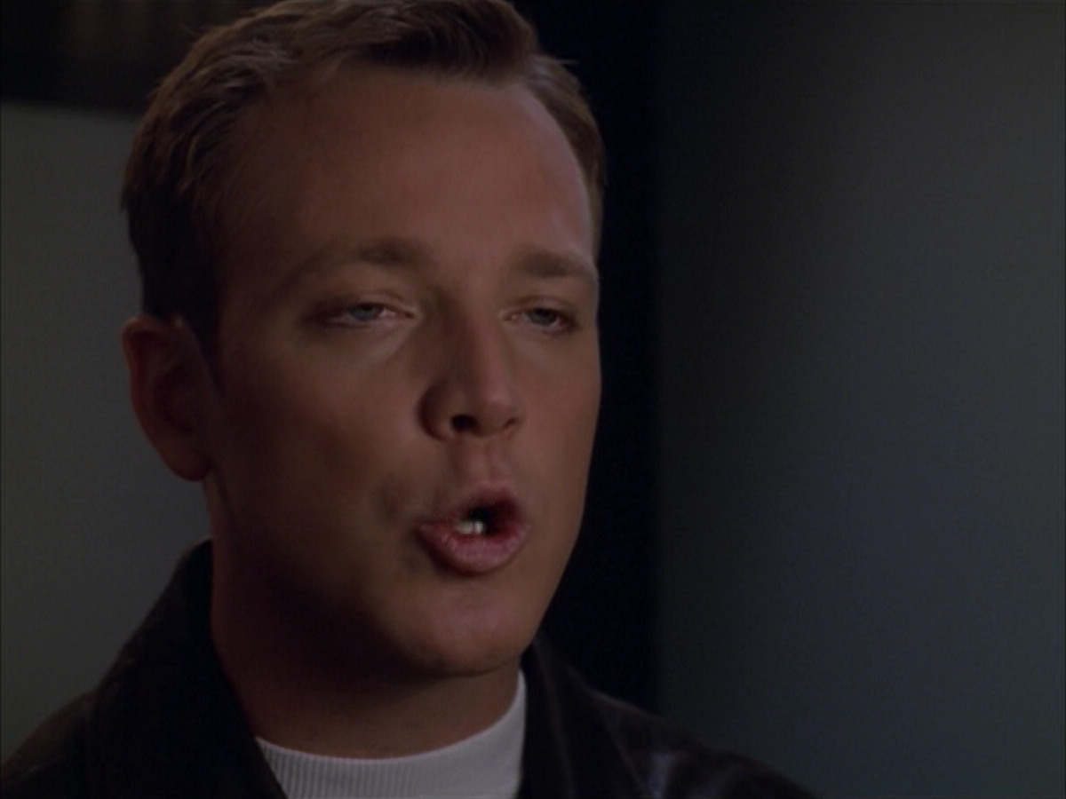 extant_StarTrek_VOY_5x09-ThirtyDays_00761.jpg