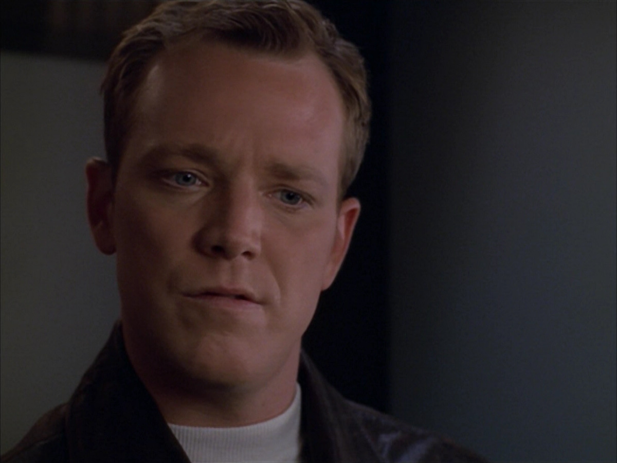 extant_StarTrek_VOY_5x09-ThirtyDays_00780.jpg