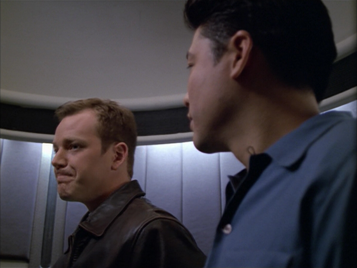extant_StarTrek_VOY_5x09-ThirtyDays_00792.jpg