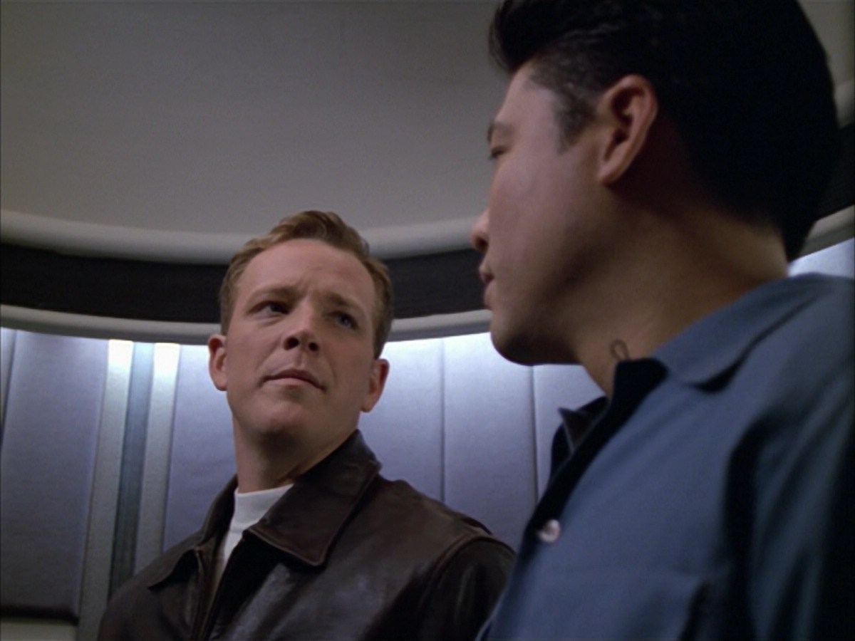 extant_StarTrek_VOY_5x09-ThirtyDays_00795.jpg