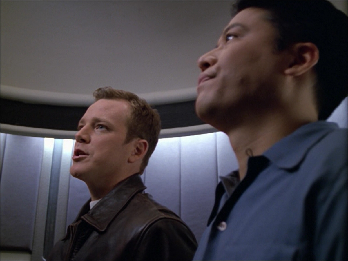 extant_StarTrek_VOY_5x09-ThirtyDays_00797.jpg